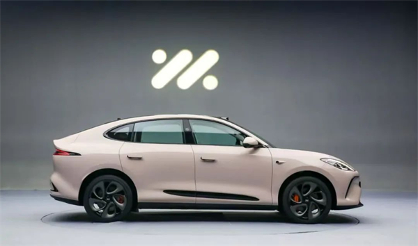 上汽集團(tuán)2025，山登絕頂我為峰！