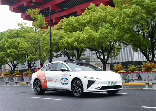 上汽“業(yè)績+技術(shù)+改革”三箭齊發(fā) 突破領跑智電時代