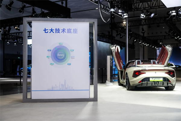 專訪賈健旭：以“新范式”破局，重構(gòu)中國汽車新坐標(biāo)