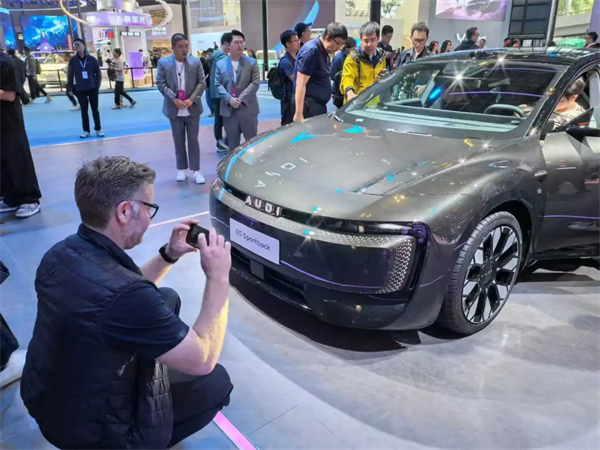 黨代會(huì)系列報(bào)道（二）丨于改革中煥新競(jìng)爭(zhēng)力，于奮進(jìn)中書(shū)寫(xiě)新答卷