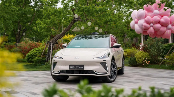 解碼上汽集團上半年“六連漲”：自主引領(lǐng)、多維創(chuàng)新?