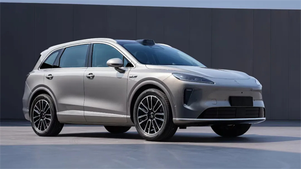 上汽集團：上半年終端銷量奪冠 下半年新車集中發(fā)力