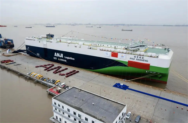 上汽七連漲背后，一場關(guān)于中國汽車變革的深度敘事