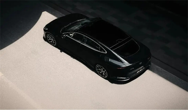 改革見(jiàn)成效，上汽集團(tuán)強(qiáng)勢(shì)保持國(guó)產(chǎn)零售第一