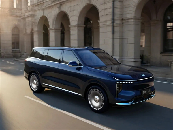 銷量七連漲，汽車工業(yè)轉(zhuǎn)型之“上汽范本”