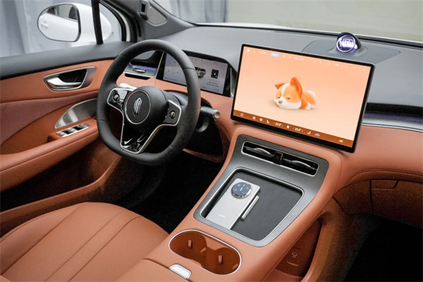 一步到位，16.98萬(wàn)元起，尚界H5公布預(yù)售價(jià)，金秋最熱新車(chē)來(lái)了！