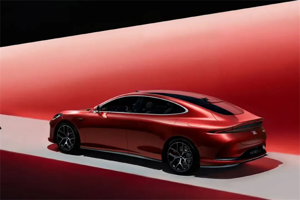 上汽集團(tuán)跑贏行業(yè)大盤(pán)的，不僅僅是銷(xiāo)量七連漲