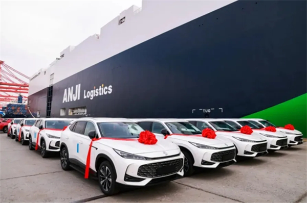 1-7月單月銷量七連漲，看上汽集團(tuán)的轉(zhuǎn)型與突圍