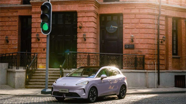 上汽，善下先手棋