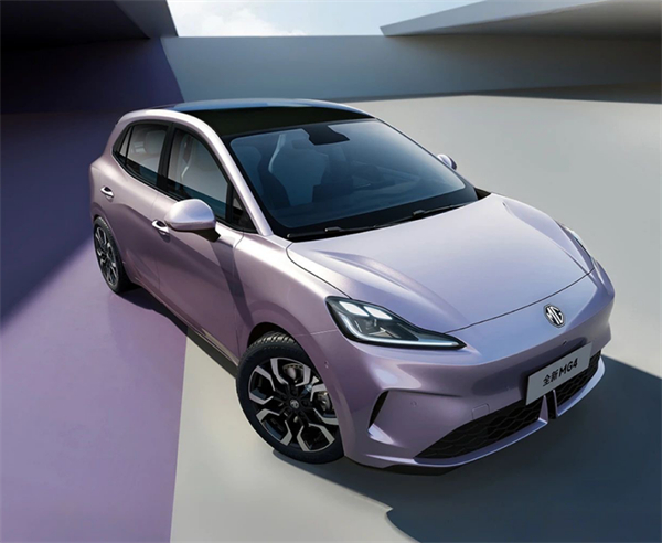 “內(nèi)核”超穩(wěn)的上汽，帶著行業(yè)老大的氣勢回歸