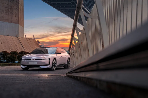 上汽穿越周期，遇見破曉