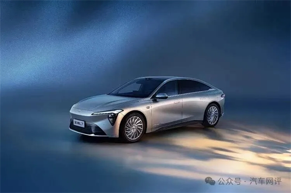 終端零售保持國內(nèi)行業(yè)第一，上汽集團(tuán)改革轉(zhuǎn)型助力跑出加速度