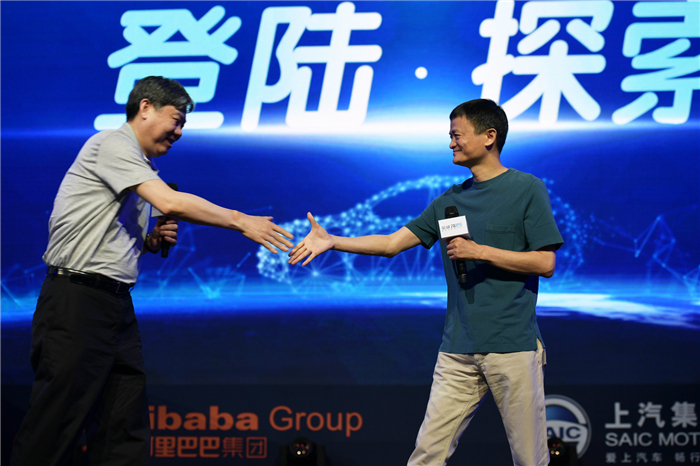 新車20T自動(dòng)互聯(lián)網(wǎng)智尊版上市 售價(jià)15.88萬(wàn)元