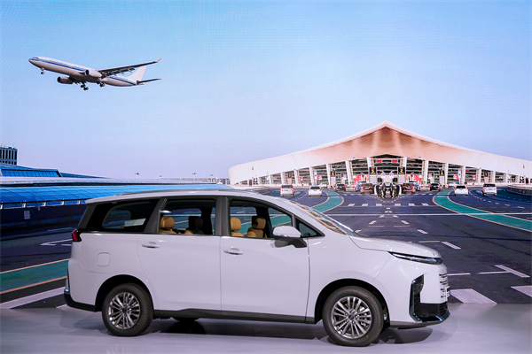 大空間、更省錢、長(zhǎng)續(xù)航，“國(guó)民家用MPV”上汽大通G50混動(dòng)MPV開啟預(yù)售，滿足家庭用車、旅游出行等全需求！