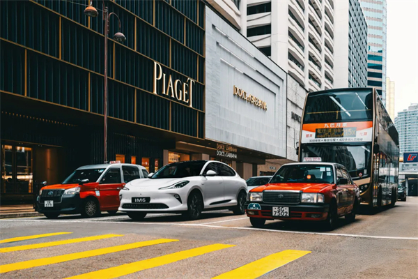 智己汽車重磅登陸香港市場，6系雙車同步上市