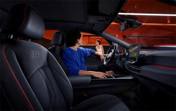 ID.3 GTX套件款重磅上市 上汽大眾2025 ID.Festival與用戶(hù)玩在一起