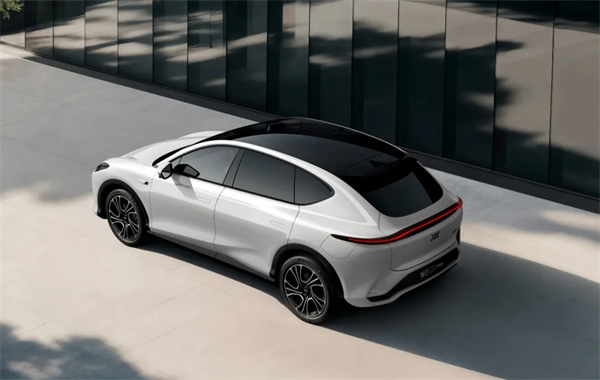 智己LS7煥新版上市，限時(shí)權(quán)益價(jià)32.99萬元