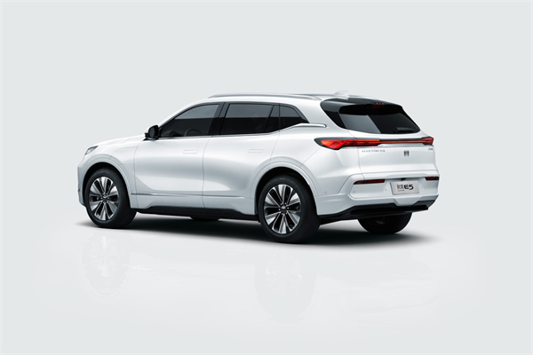 新別克純電E5煥新上市，一口價14.99萬元起