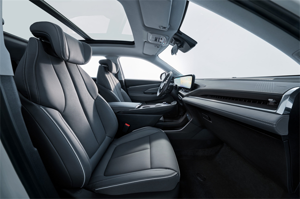 新別克純電E5煥新上市，一口價14.99萬元起