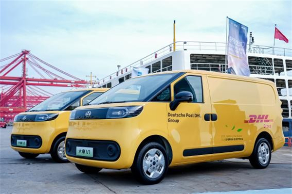 全球物流巨頭綠色首選！上汽大通斬獲DHL歐洲最大單，助推中國新能源技術出海