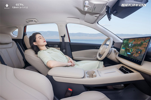 寶駿云海2026款煥新上市：置換一口價9.98萬起！