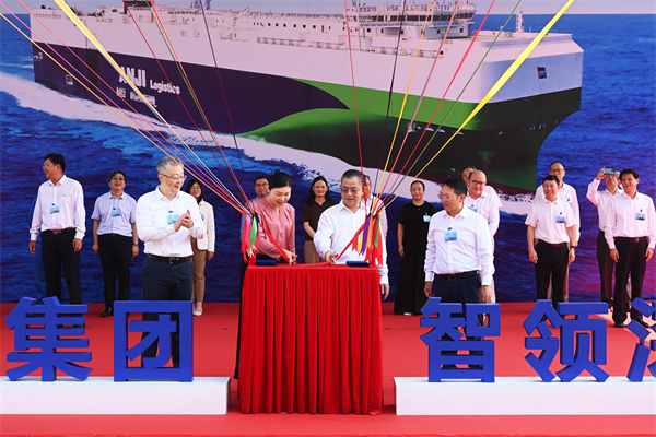 今年第六艘！9500車位遠(yuǎn)洋汽車運(yùn)輸船“安吉茂盛”輪加入安吉物流滾裝船隊(duì)