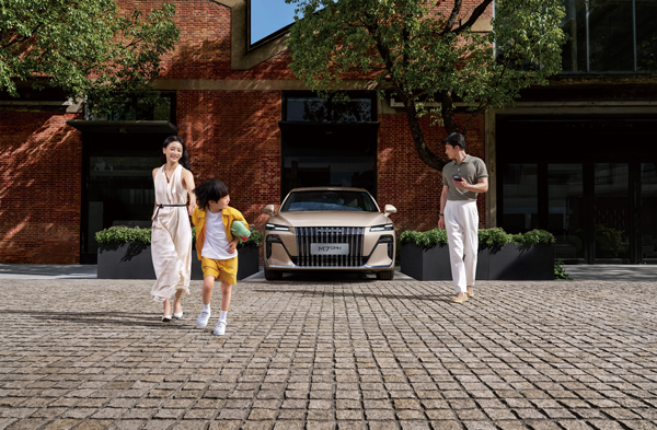 榮威M7 DMH重磅上市，限時美好價8.58萬元起享新能源時代家轎王