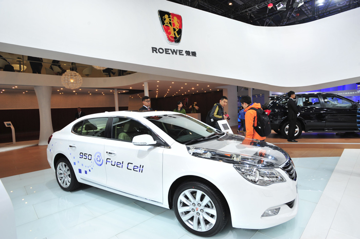 更時尚、更科技、更實用 “新一代跨領(lǐng)域?qū)I(yè)SUV”榮威W5 Urban Concept全球首發(fā)