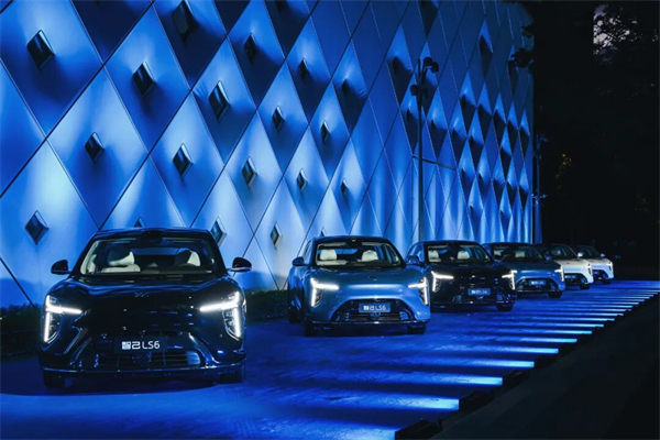 上汽正在成為中國汽車最典型的現(xiàn)金型企業(yè)