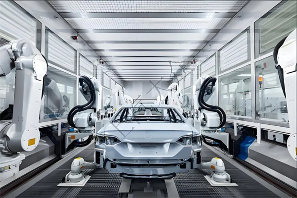 當(dāng)技術(shù)開花、改革結(jié)果：上汽的“硬核反攻”