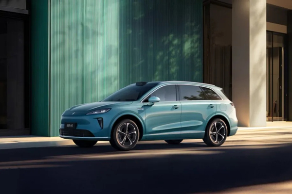 上汽轉(zhuǎn)型這盤棋，讀懂用戶是唯一的棋眼