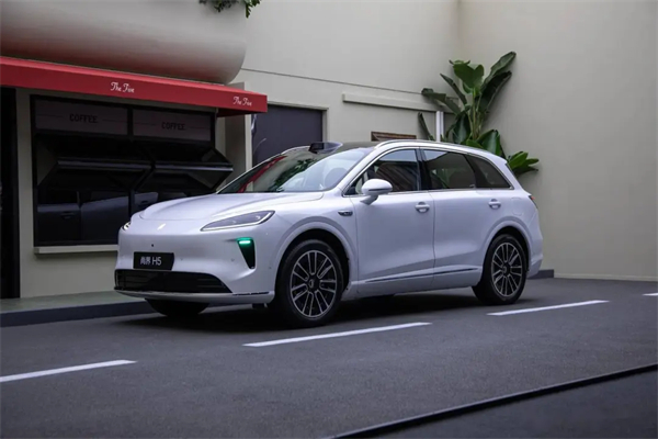 向用戶奔赴，上汽重拾加速度