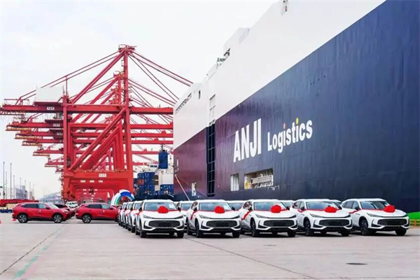 上汽集團(tuán)：技術(shù)向深潛，產(chǎn)品向盛開