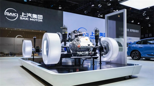 2025上汽集團(tuán)盤點(diǎn)：技術(shù)向上，發(fā)展向新