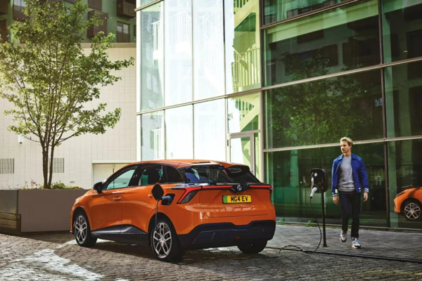 開年狂飆，上汽1月銷售32萬，同比大漲超兩成，全矩陣新品蓄勢待發(fā)