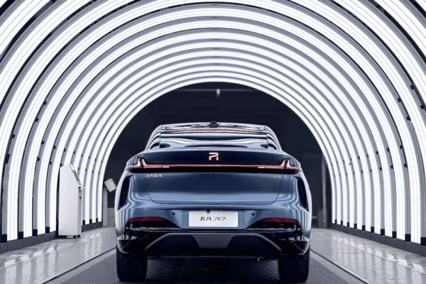 銷量穩(wěn)增，新品蓄力：上汽集團正駛上高質(zhì)量發(fā)展快車道